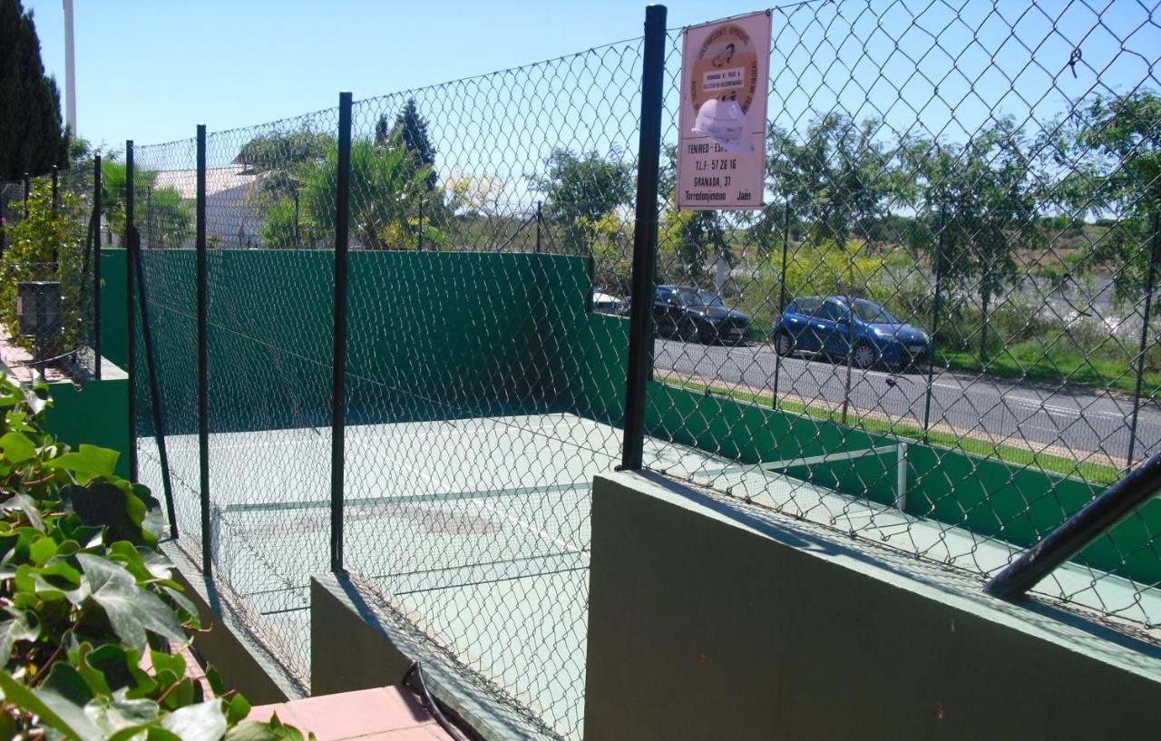 Olhando Um Campo De Golf Islantilla Dış mekan fotoğraf